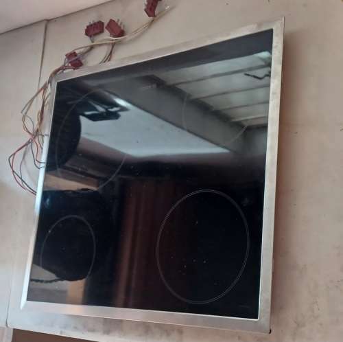 Bosch Ceramic Hob NKE645GA1E (Please note this is a new hob and has never been mounted)